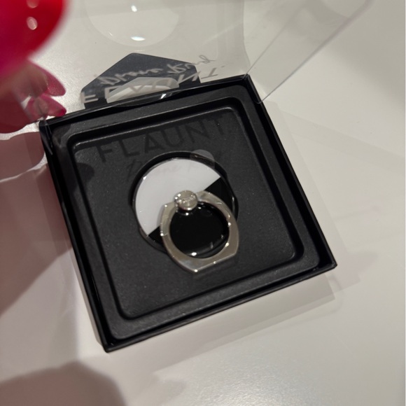 Phone Ring - Picture 3 of 3